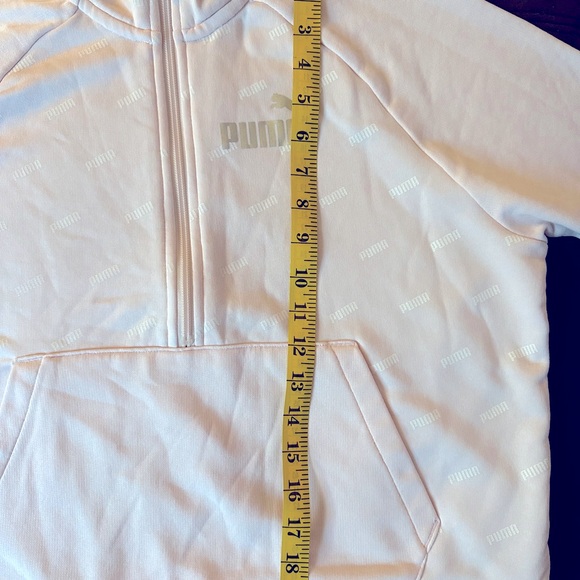 PUMA Activewear Sweatshirt - Medium - Picture 5 of 7